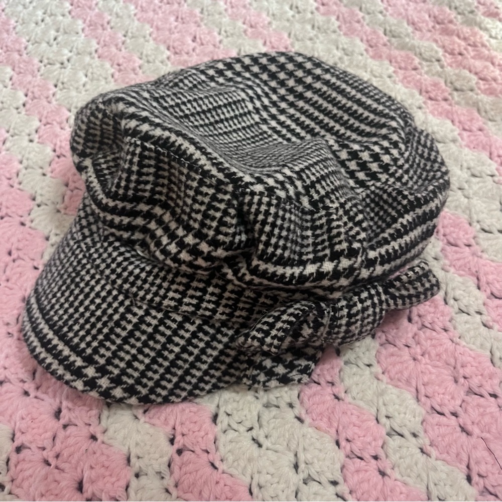 plaid hat